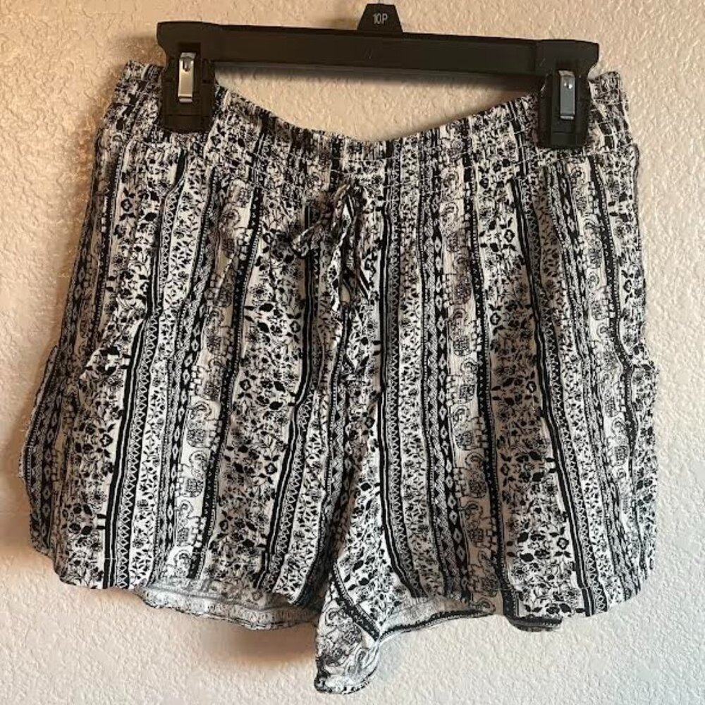 White & Black Thin Shorts with Elephant Design